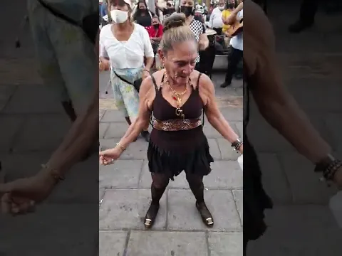 Llega la yajaira al bailongo