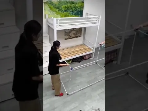 Esta chica convirtió su cama en una habitación privada. Arte y manualidades en madera #shorts