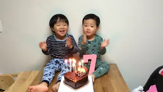 Happy 700 days! 700일 기념 파티
