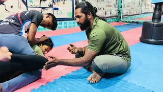 SELF DEFENCE MAKING VIDEO | All videos are posted after rigorous testing.#vkarate #shorts #fighting 