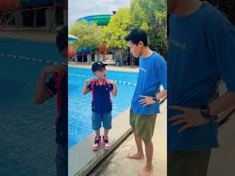 Mau mandi⁉️gak boleh pakai tas