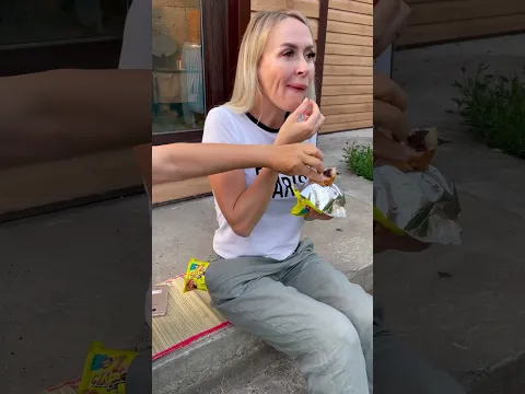 She mixed up the bread 😂 #shorts by Leisi Show
