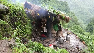 Milking milk by using primitive technology