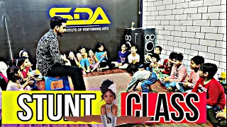 stunt class / start -up dance academy