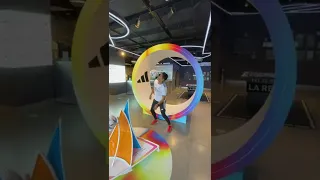 SI SUBE DOMINANDO por la TIENDA ADIDAS MÁS GRANDE de LATINOAMERICA SE LLEVA LO QUE QUIERA! ⚽️😱