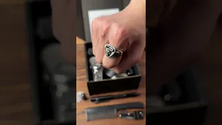 #asmr#bat #skull #black #asmrunboxing#selfdefenseforwomen #knife #unboxing #giftbox
