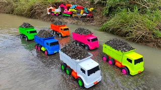 Membersihkan Truk Tronton Pasir Dan Menemukan Mainan Beko, Mobil Molen, Mobil Tangki, Loader, Crane