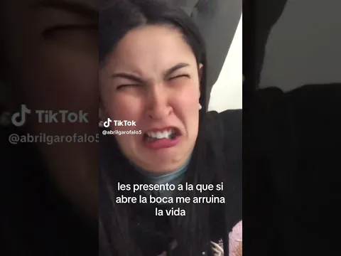 Tienen una amiga que sabe todo de vos?