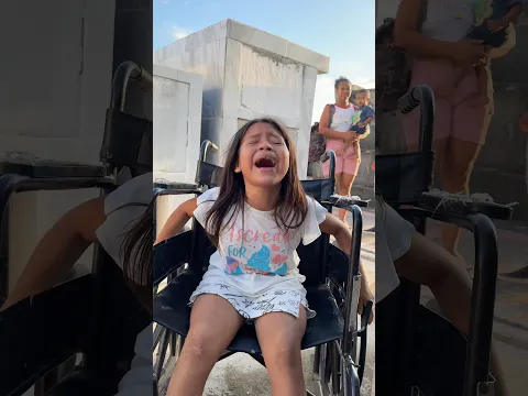 Mira como Dios levanta a una niña inválida