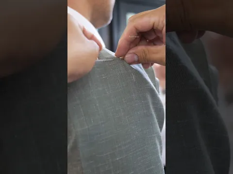 This tailor sew whole cloth only by pins.🤯 #shorts