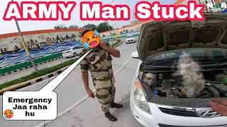 Army 🪖 Officer Stuck On Road😭 | Emergency Jaa Rhe The🤯 | NCR Bikerz |