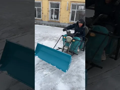 Snow-Cleaning Machine Trouble! 😱❄️ But the Tuk-Tuk Saves the Day! 😂✨