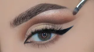 كيف نعمل كت كريس مع ايلاينر الكات ايز بشكل احترافي |Cut crease makeup  with cat eyeliner
