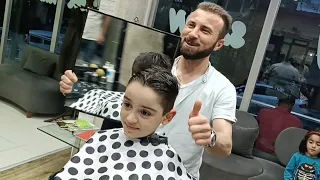 احمد قص شعرو موديل جديد💇 رحنا عند الحلاق شوفو ساوا بشعري😱😓