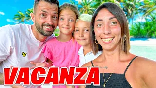 VLOG! LA NOSTRA INTERA VACANZA AL MARE CON MAMMAGIULIA FIGLIACHIARA FIGLIODIEGO E PAPÀANTONIO!