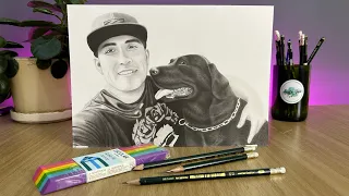 Dibujo de mascota a lápiz