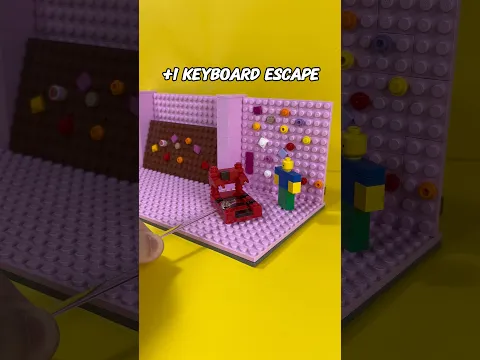 LEGO Roblox +1 Speed Keyboard Escape: Blue Treadmill Fail vs Red Treadmill Win! 🏃‍♂️💨 #roblox