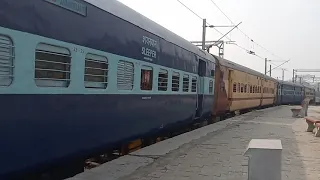 Gorakhpur - Lokmanya Tilak Terminal Super Fast Express