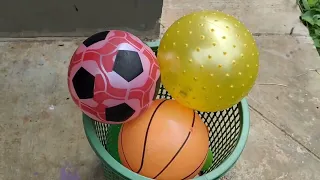 Ayo! Mencari bola bersama