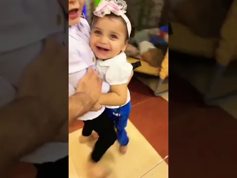 ملاك تسوق سيارة أيليا و أيليا شرطي مرور هههه 😄 #shorts