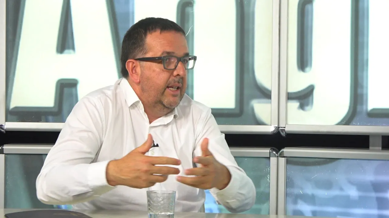 Angle Obert – Albert Castells