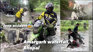 Amargarh waterfall Sunday Ride  on reise moto tyres 🛞 jeep accident 😱 ￼#bhopal #waterfall #biker
