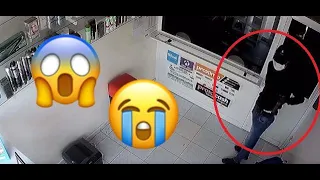 Cet agresseur entre dans un point multi services, ce qu'il fait est incroyable