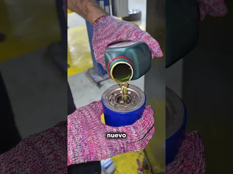 Así puedes cambiar el filtro de aceite de tu auto💯✅🤯