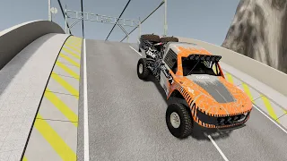 Mobil vs Ramp #1 - BeamNG Drive
