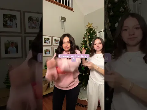 Millennial mom trying to learn a dance. 😹 #dance #trending #motherdaughter