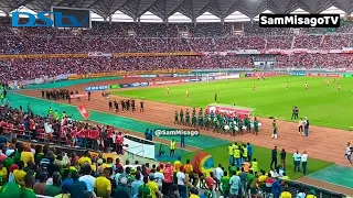 VIDEO:SIMBA ILIVYOPISHANA NA YANGA KWA MKAPA TAZAMA WALIVYOINGIA NA SHANGWE LA MASHABIKI
