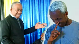 OSCAR NYERERE Amewaliza Watu Kwenye Mkutano Baada Ya Kuigiza Sauti Ya NYERERE