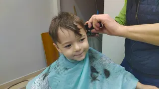 Yağız Kardeşi Canın Saçlarını Kestirdi  😎-Funny Kids Videos -Funny video-