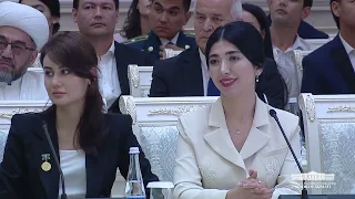 Yig‘ilishda talabaning onasi yaratilgan sharoitlar uchun davlatimiz rahbariga minnatdorlik bildirdi