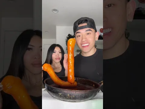 Cooking giant cheesy rice cakes for my sister🥰 #blockblast #mukbang #blockblastpartner