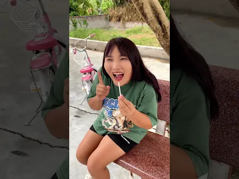 Những cây kẹo mút thật đặc biệt | Lollipops are really special 🙉🍭| Kem Family Shorts #shorts