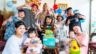 Kids Go To School | Chuns Of Birthday Friends Organize Birthday Cake Making at Convenience Store