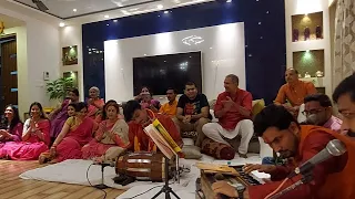 मुझे माफ़ कर देना..बहुत बार गाया हूँ..फिर भी मन नहीं भर रहा हैं..पूरी जिंदगी गाऊँ तो भी बहुत कम हैं..