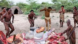 Hadzabe Successfully Hunt Alot of Meat for Breakfast |Hunt to Survive