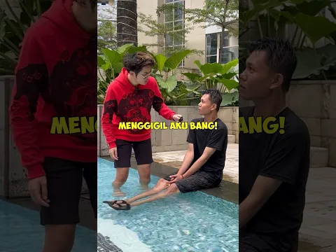 Berenang dengan hp kentang