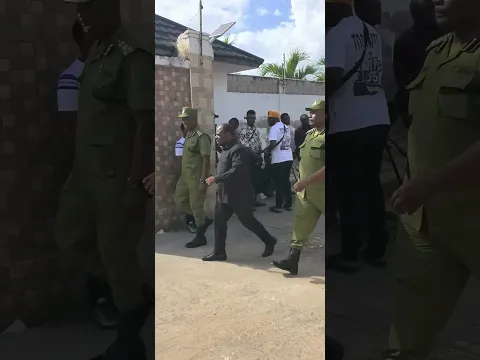 Mkuu wa Mkoa wa Dar es Salaam, Albert Chalamila namna alivyoondoka Mikocheni, nyumbani kwa mjane