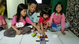 Yang kepilih warnanya dia kalah