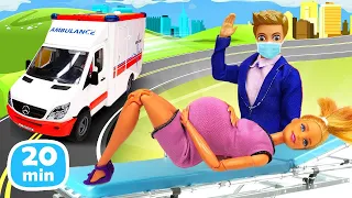 ¿Barbie necesita una ambulancia? Las aventuras de las muñecas. Vídeos para niñas.