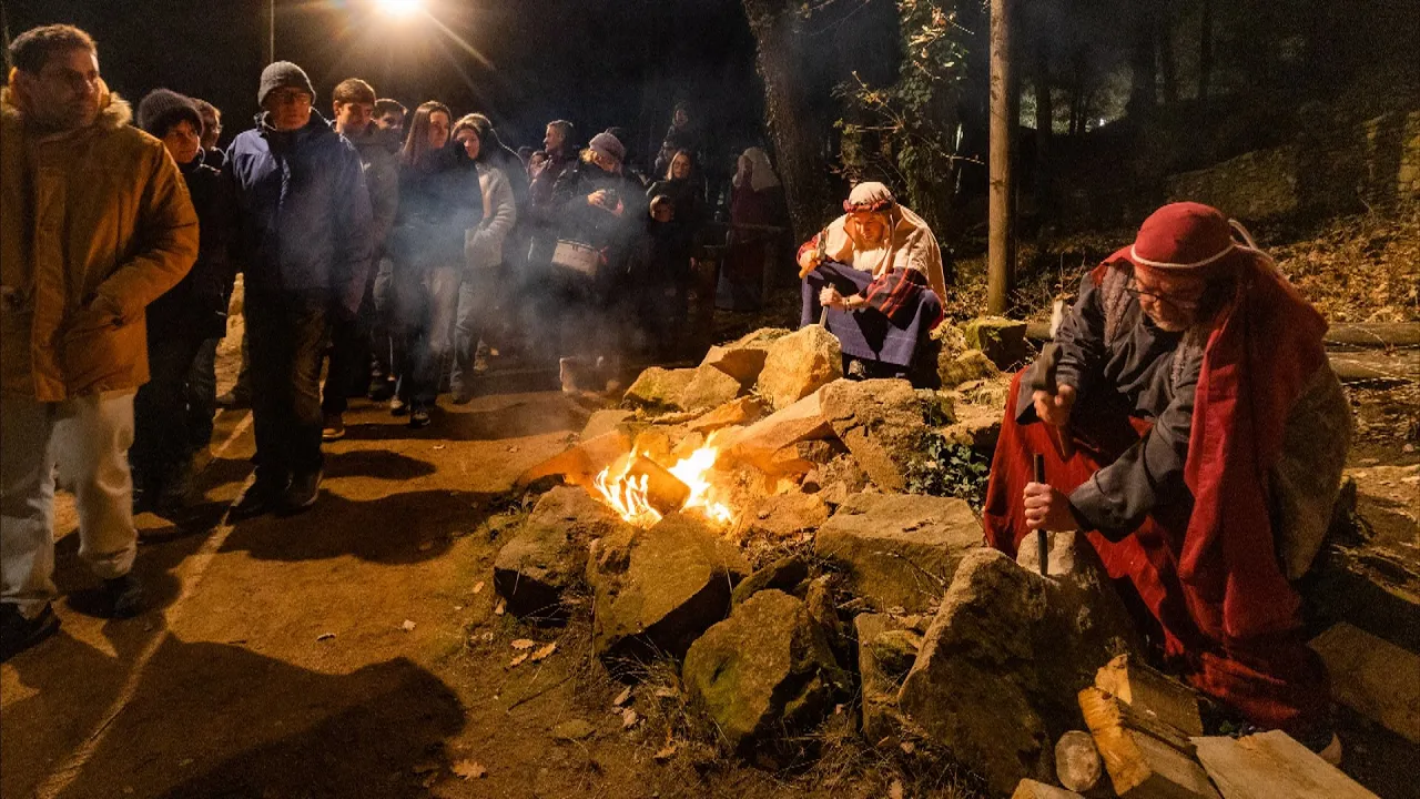 Tona llueix en una nova edició del Pessebre Vivent tot i la pluja per Nadal i Sant Esteve