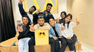 GOLDEN PLAY BUTTON UNBOXING VLOG FULL MASTI WITH FRIENDS😍🔥🤞🏻