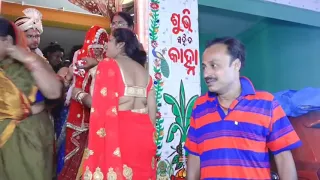 ଝିଅ ଯିବ ଶାଶୁ ଘର / jhia jiba sasu ghara / Radhika's bidai  #radha&sraddhaodiavlogs