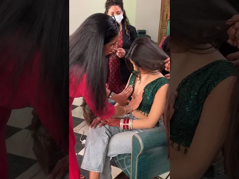 When the blouse is too loose!! Gorgeous Reception for my Stunner ❤️ #parulgargmakeup
