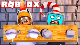 SCAPPIAMO DAL CASTELLO DI ROBLOX!!