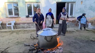 KENDİ KÖYÜMÜZDE GELENEK GÖRENEK ADETLERİMİZ | İMECE USÜLÜ DÜĞÜN YEMEĞİ | MELİKE & HÜSEYİN’İN DÜĞÜNÜ