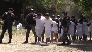 Detenidos por homicidio, las víctimas eran llevadas a un cementerio clandestino en Lourdes Colon.
